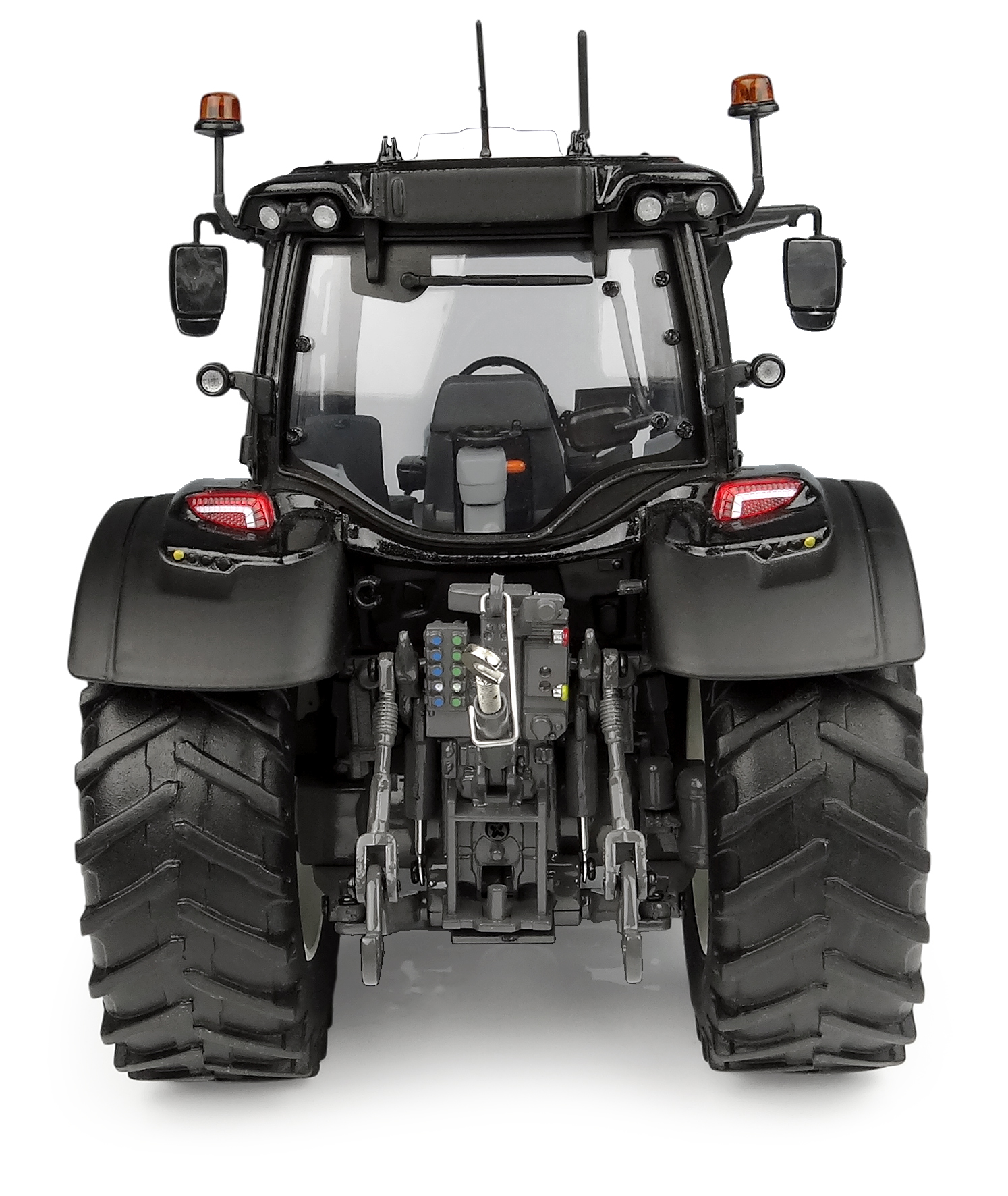 Valtra N175 - Metallic Schwarz Modell von Universal Hobbies 1:32