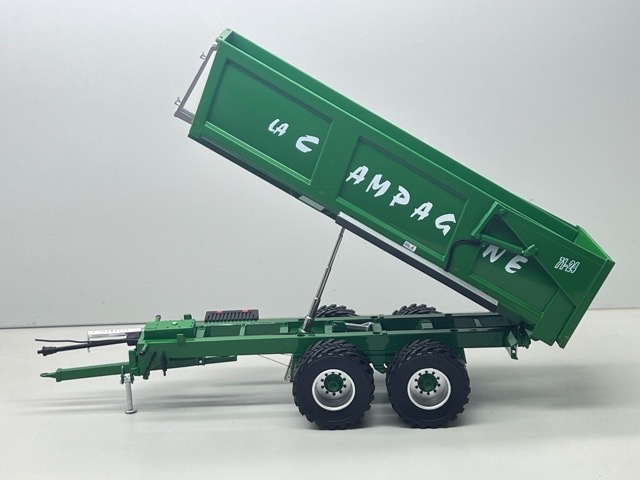 La Campagne Benne 71-24 grün Modell von Replicagri 1:32