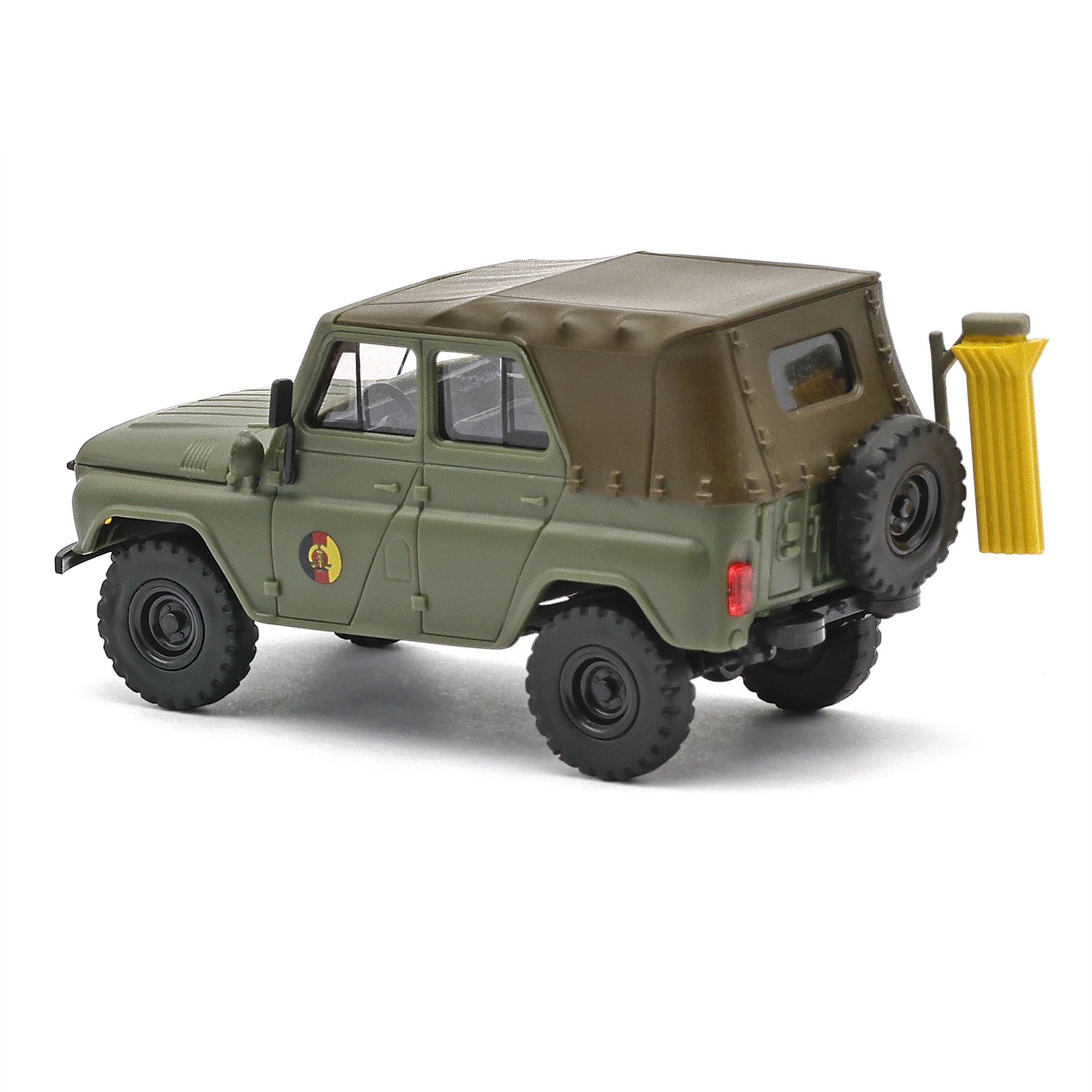 UAZ 469 - Raketen und Waffentechnischer Dienst NVA Modell von Busch 1:87