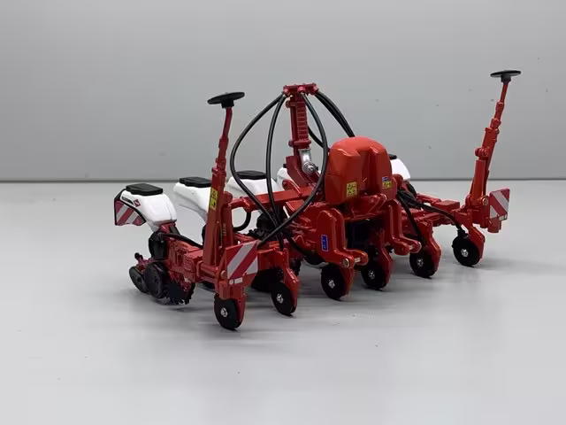 Kuhn Kosma TS 6-reihig mit Tank weiß Lim. Edt. Einzelkornsämaschine Modell von Replicagri 1:32 eilbote-onlineshop - Agrarfox