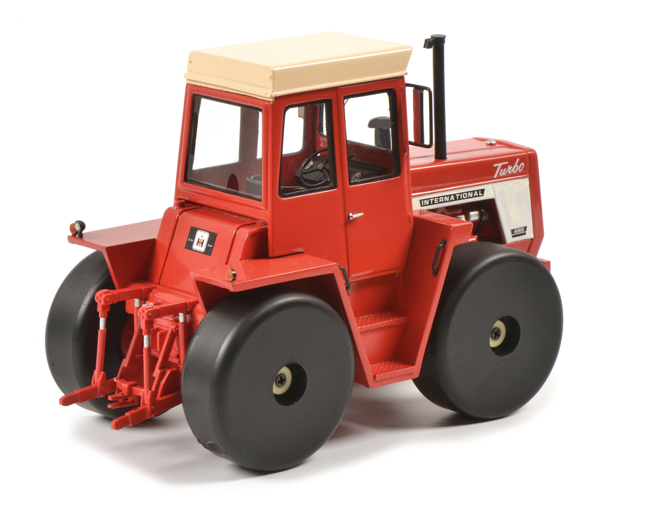 IHC 4166 Turbo Limited Edition 1.500 Modell von Schuco 1:32