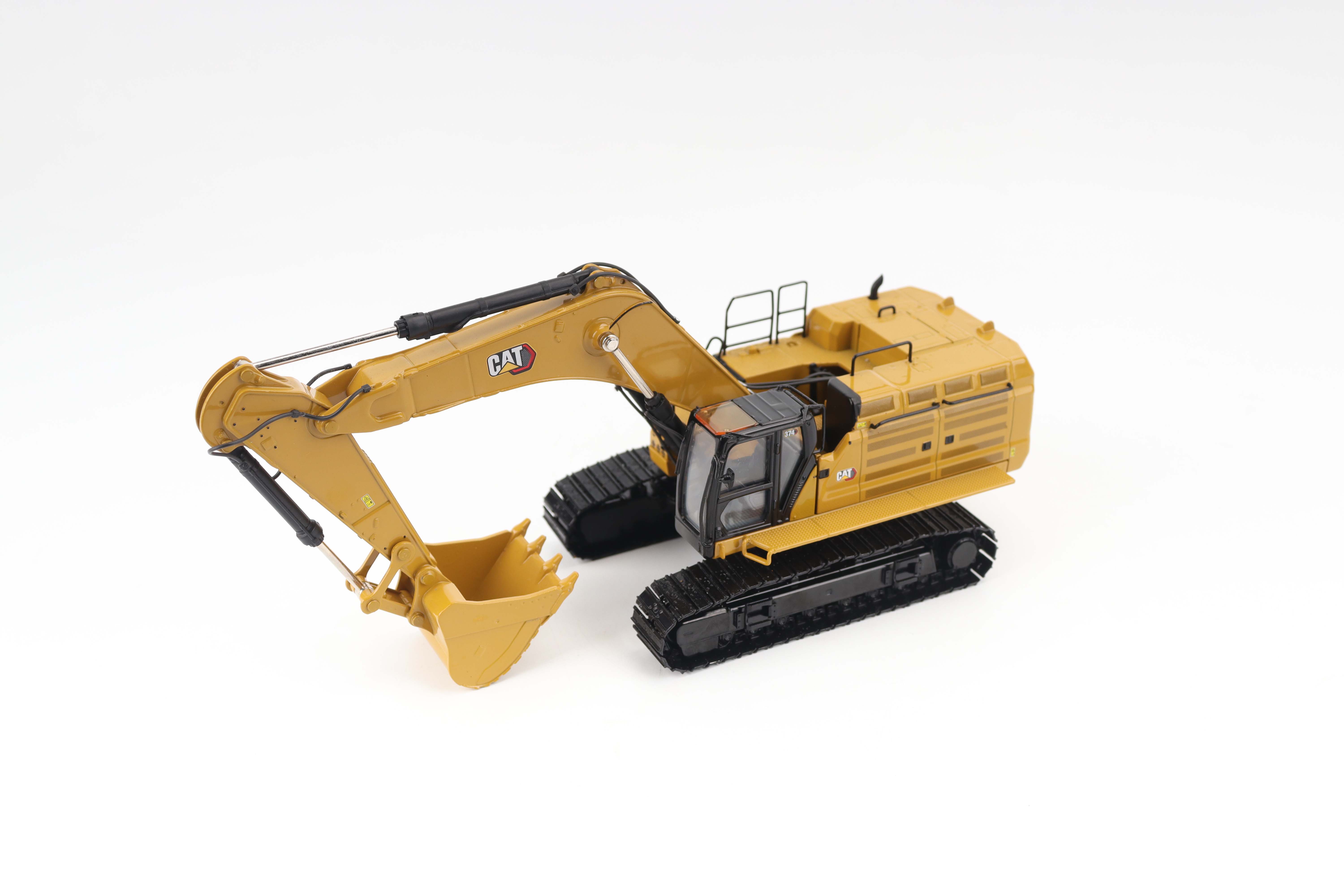 Cat 374 Raupenbagger Modell von DieCast Masters 1:50