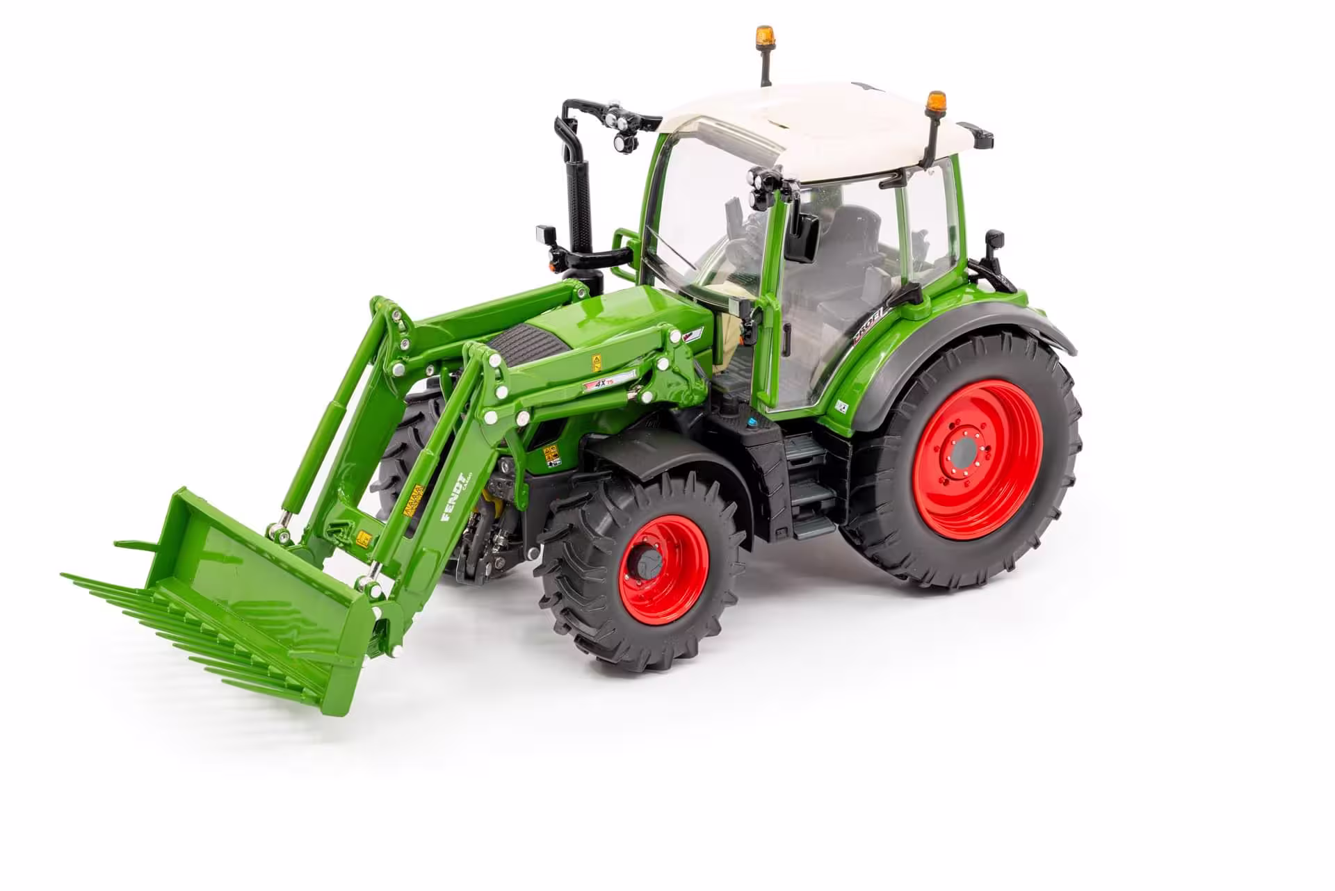 Fendt 313 Vario mit Frontlader Modell von USK Scalemodels 1:32 eilbote-onlineshop - Agrarfox
