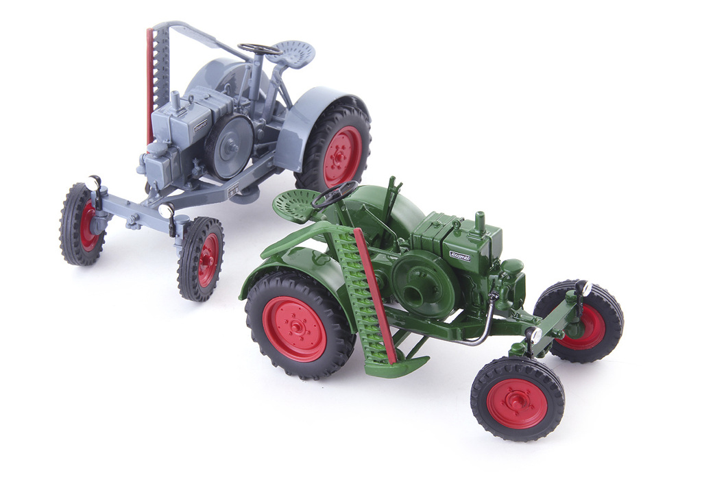 Kramer K18 Allesschaffer dunkelgrün Limited Edition Modell von AutoCult 1:32