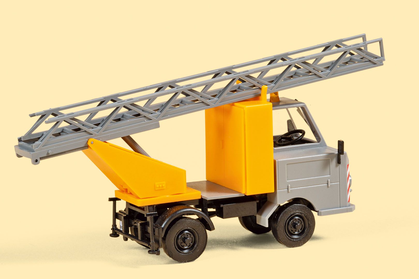 M22 Drehleiter Bauhof Modell von Auhagen 1:87