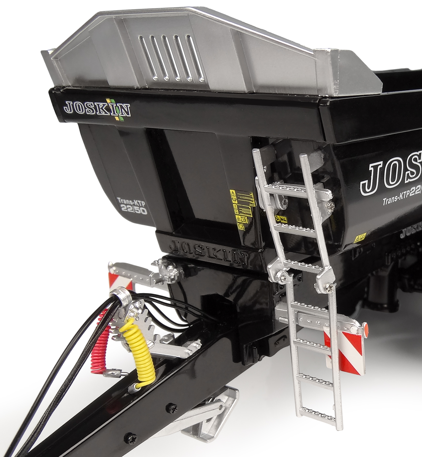 Joskin Trans-KTP 22/50 - black version Modell von Universal Hobbies 1:32