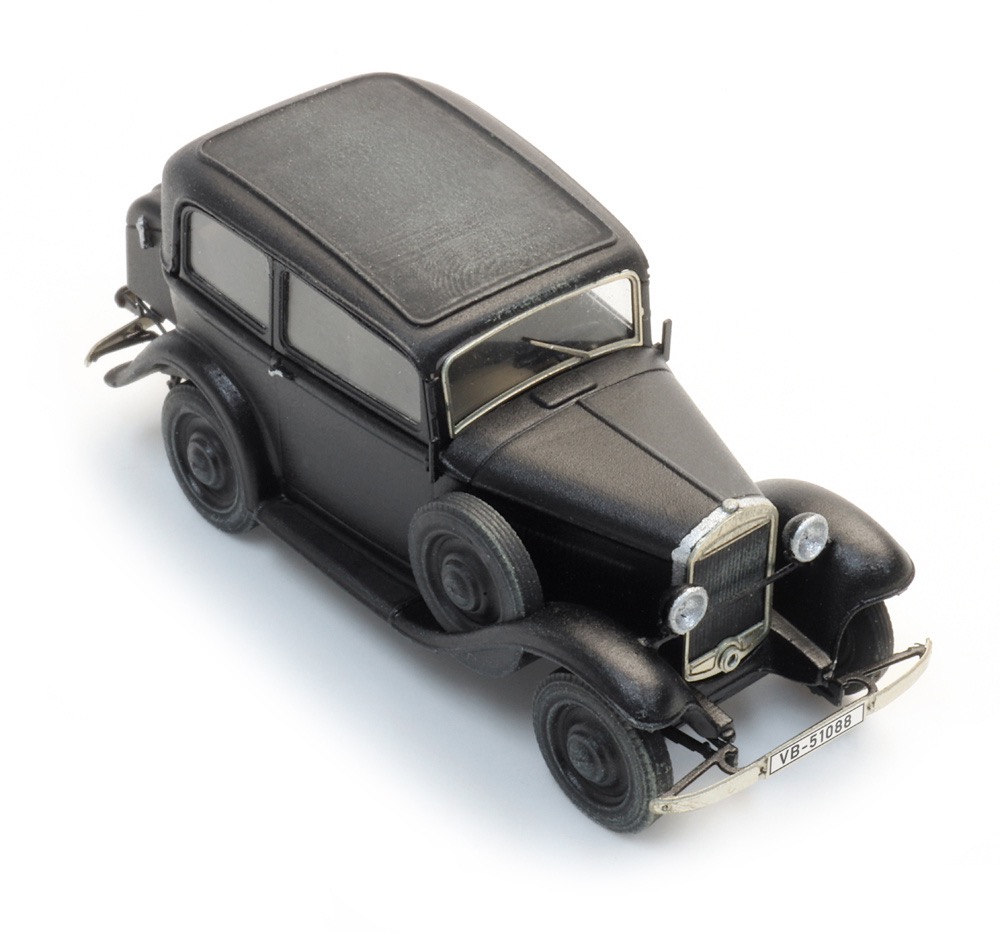 Opel 1.2L Limousine schwarz Modell von Artitec 1:87