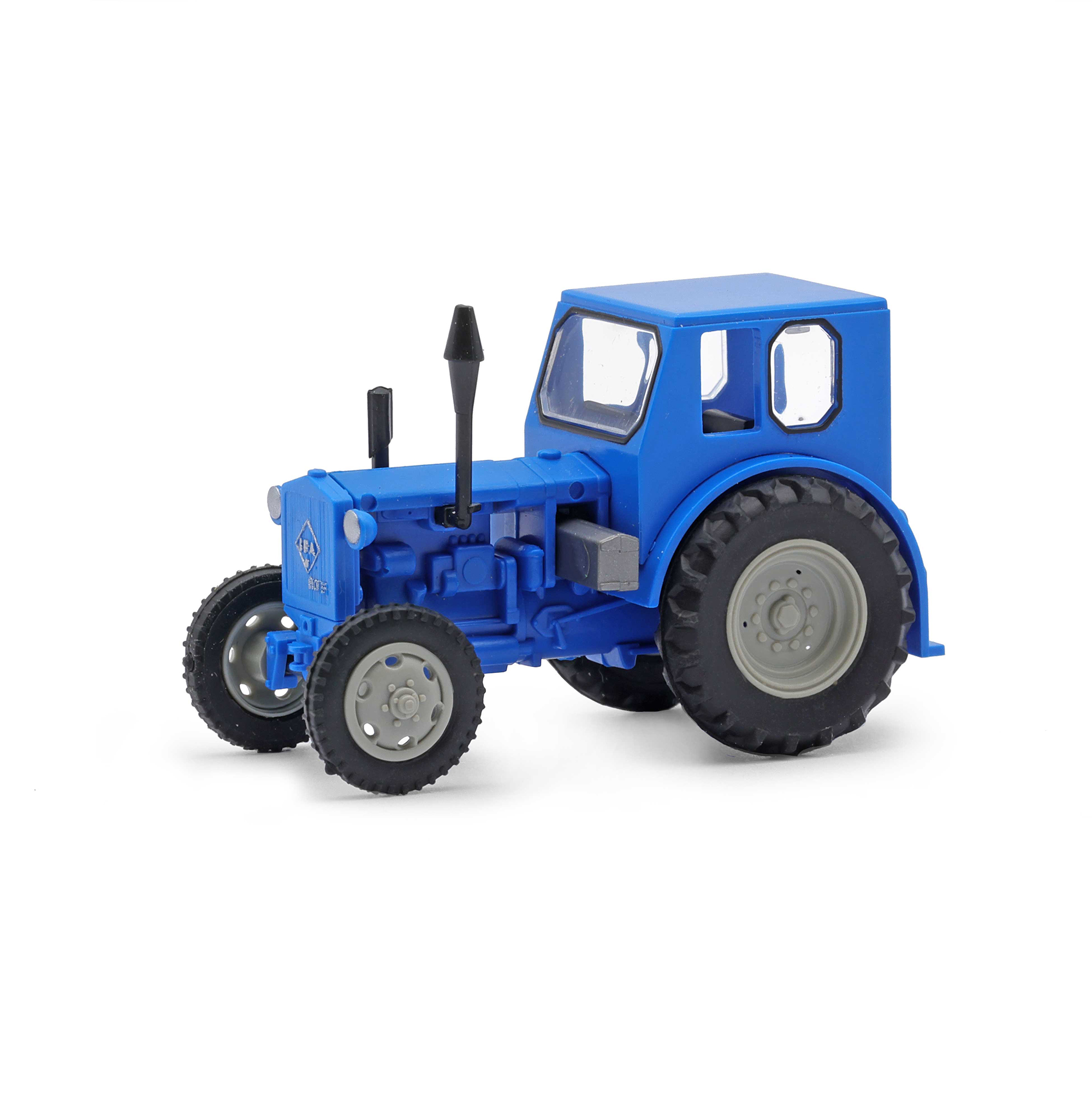MA76820-1 Artikelname: Anhänger Traktor Pionier Originalhersteller: Pionier von Mehlhose im Maßstab: 1:87 Hersteller-Nr: 210106401