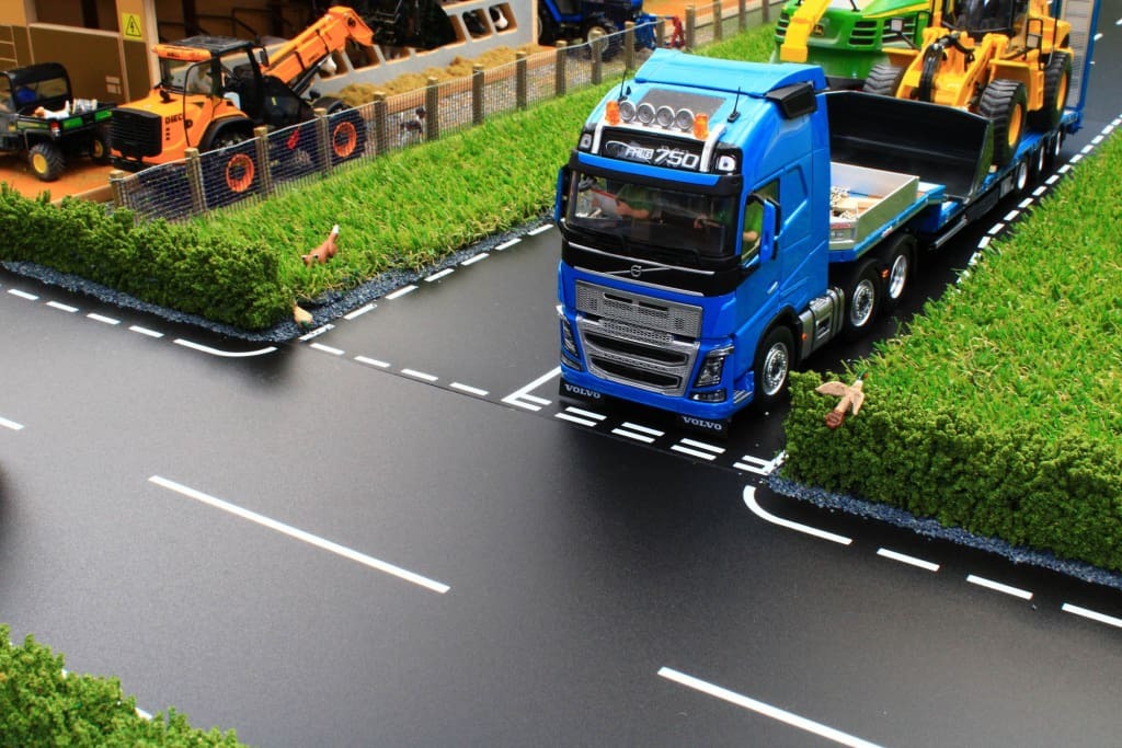 T-Kreuzung (2 Platten) Modell von Brushwood Toys 1:32