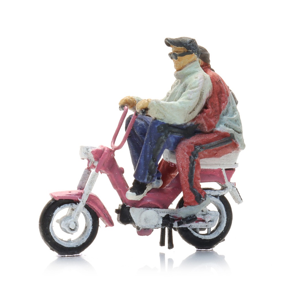 Gilera Citta Moped mit Figuren Modell von Artitec 1:87