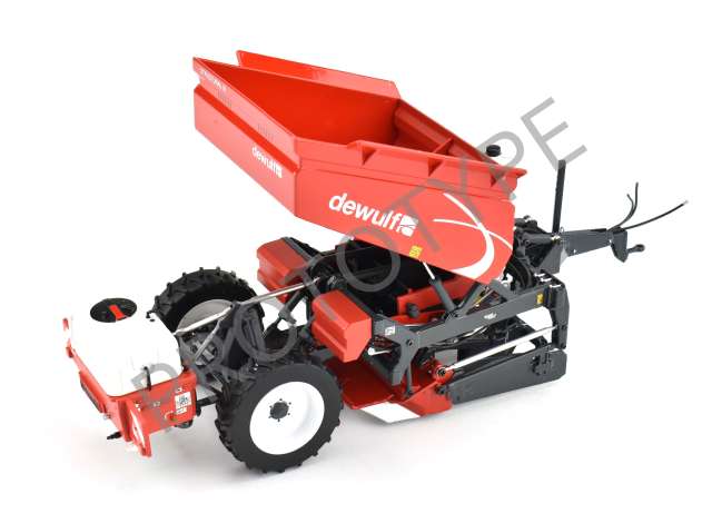 Dewulf MH 240 Kartoffelpflanzmaschine Modell von AT Collections 1:32