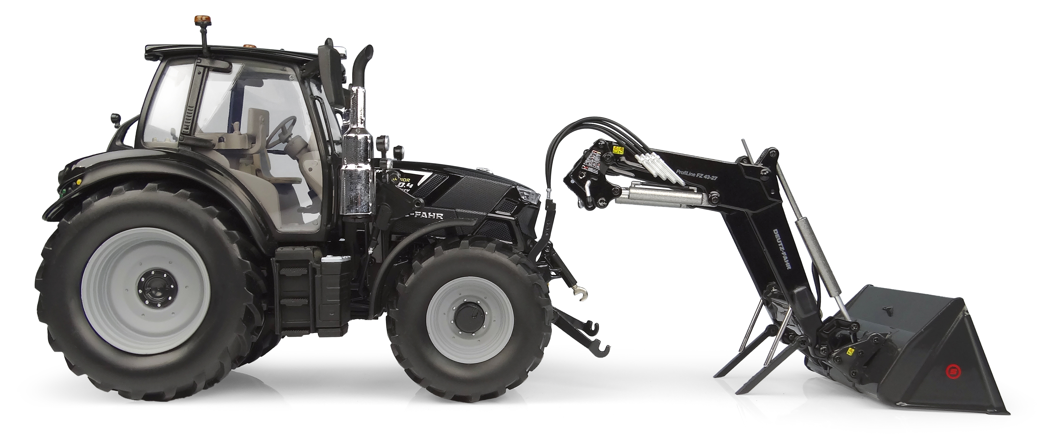 Deutz-Fahr 6150.4 TTV Warrior mit Stoll FZ 43-27 Frontlader Modell von Universal Hobbies 1:32
