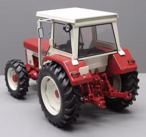 IHC 844 mit Kabine Modell von Replicagri 1:32 eilbote-onlineshop - Agrarfox
