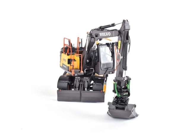 Volvo EWR 130E Bagger Modell von At Collections 1:32