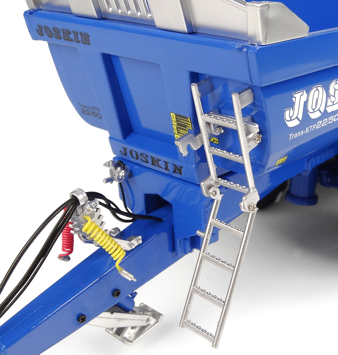 Joskin Trans-KTP 27/65 TRM Kipper blau Lim. Edt. Modell von Universal Hobbies 1:32