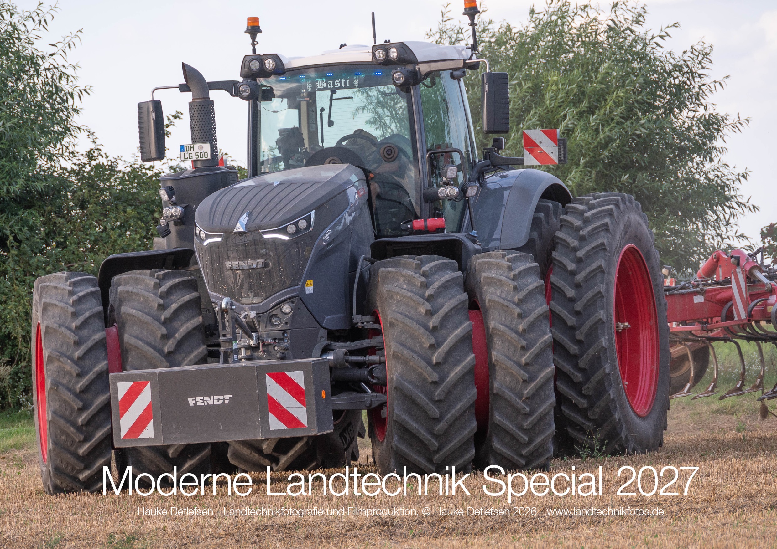 DA76933-1 Artikelname: Moderne Landtechnik Fendt Monatskalender 2027 Originalhersteller: Fendt