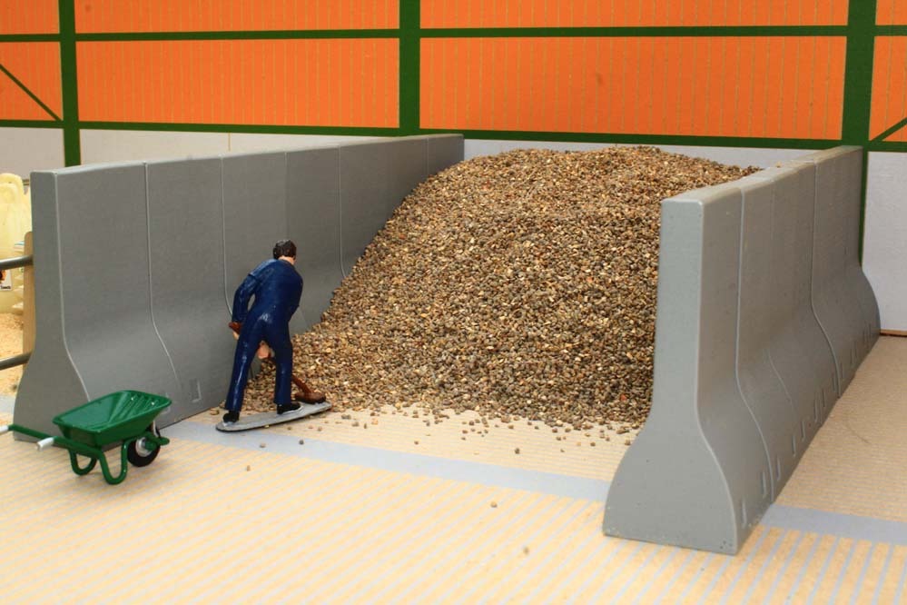 Bunkerwände aus Beton (4er-Set) Modell von Brushwood Toys 1:32