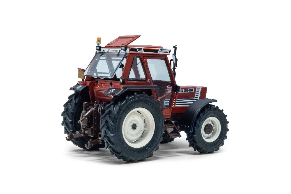Fiat 80-90 supercomfort Kabine 4WD Modell von Ros 1:32