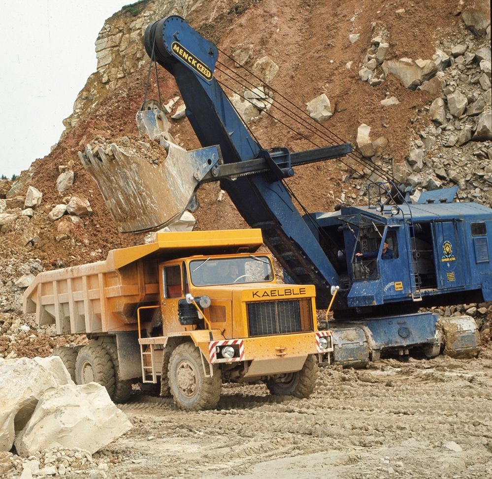 Kaelble 100 Jahre Baumaschinen Band 2: Muldenkipper Raupen & Kranwagen