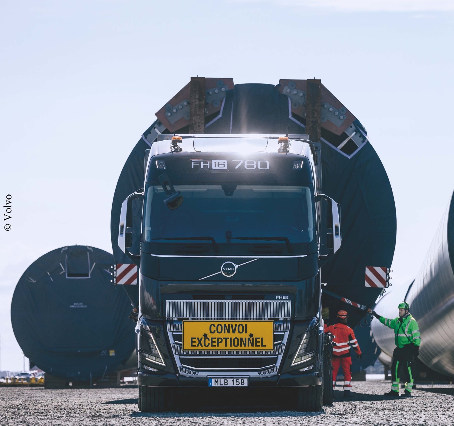 Schwertransporte - Starke Trucks große Lasten