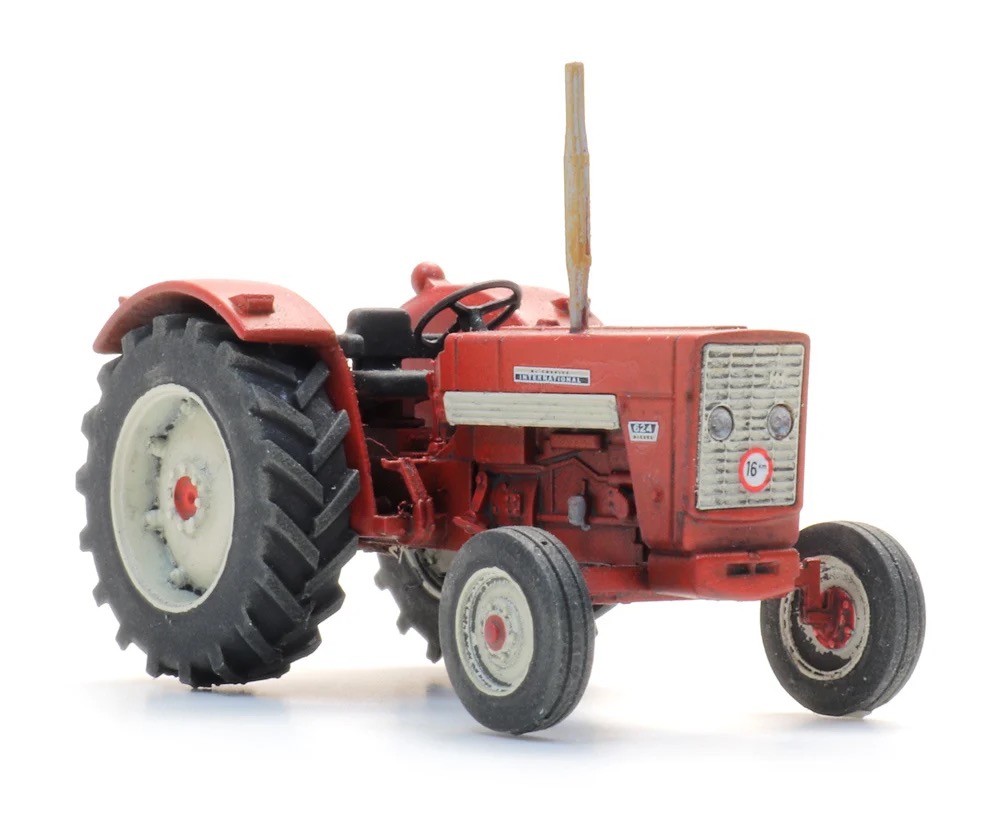 McCormick International 624 Traktor Modell von Artitec 1:87