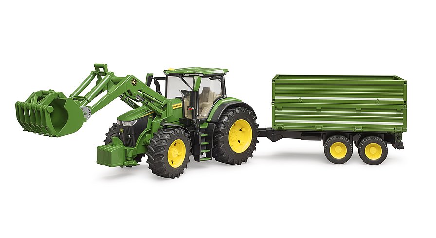 John Deere 7R 350 mit Frontlader und Tandemachstransportanhänger
