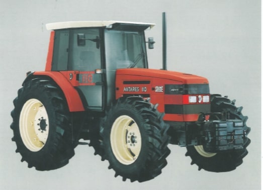 Same Antares 110 Modell von PowerTrac Models 1:32