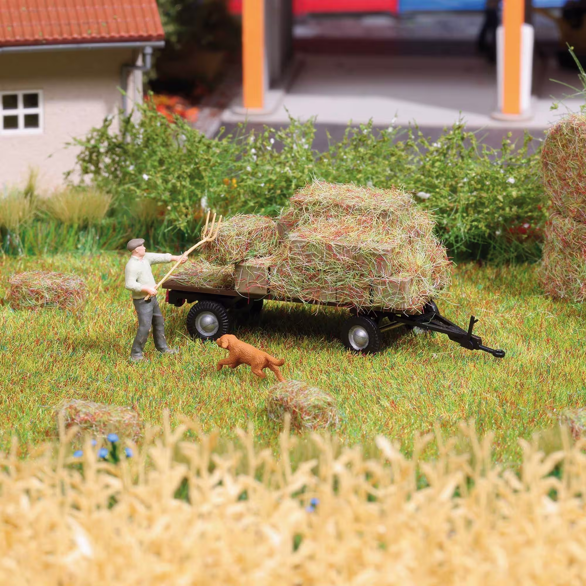 MA76801-1 Artikelname: Heuwagen beladen Originalhersteller:  von Busch im Maßstab: 1:87 Hersteller-Nr: 1865