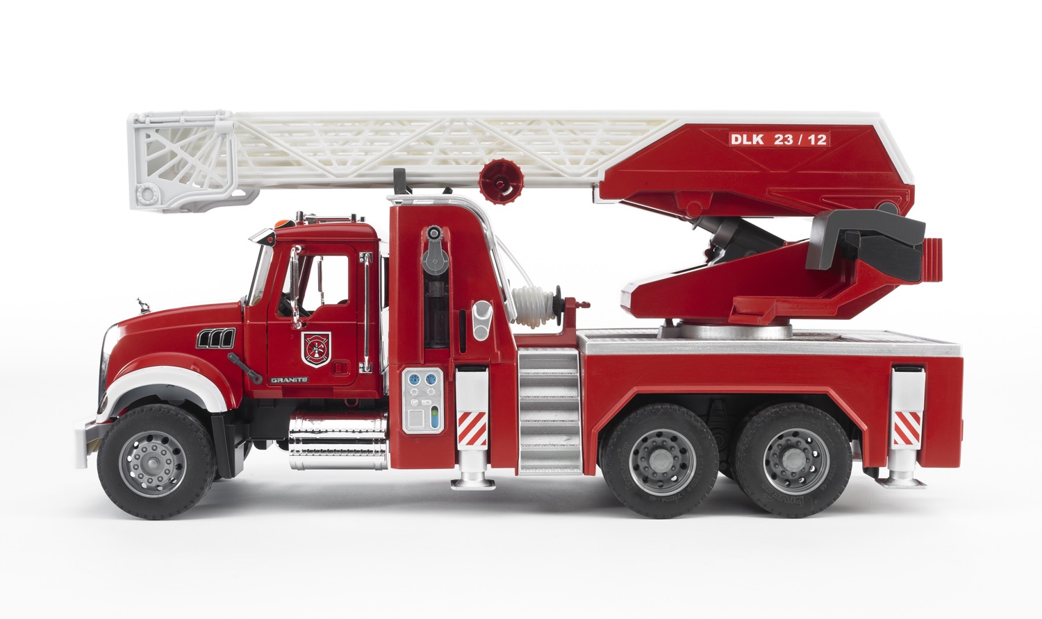 MACK Granite Feuerwehrleiterwagen mit Pumpe
