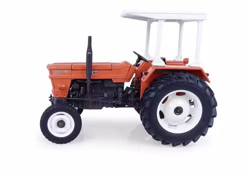 Fiat 750 Special – 2WD mit Sonnendach Modell von Universal Hobbies 1:32 eilbote-onlineshop - Agrarfox