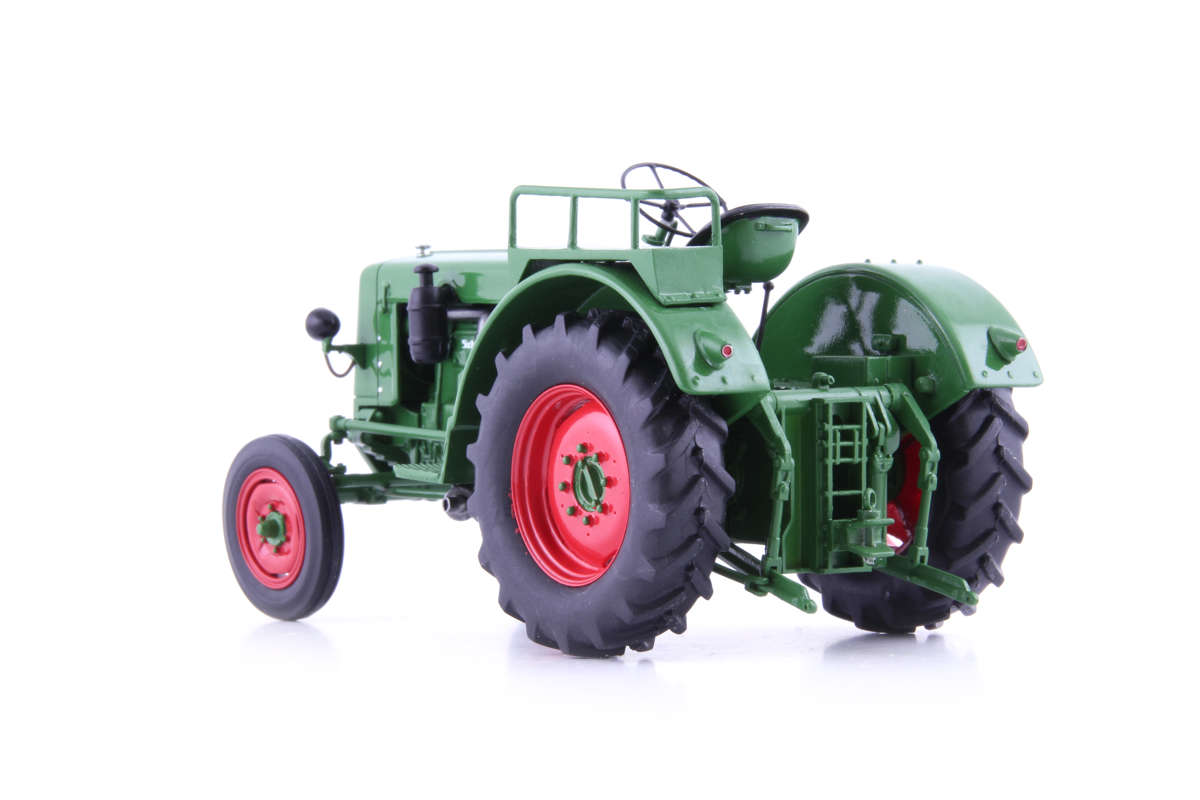 Schlüter AS 45 grün Lim. Edt. Modell von AutoCult 1:32