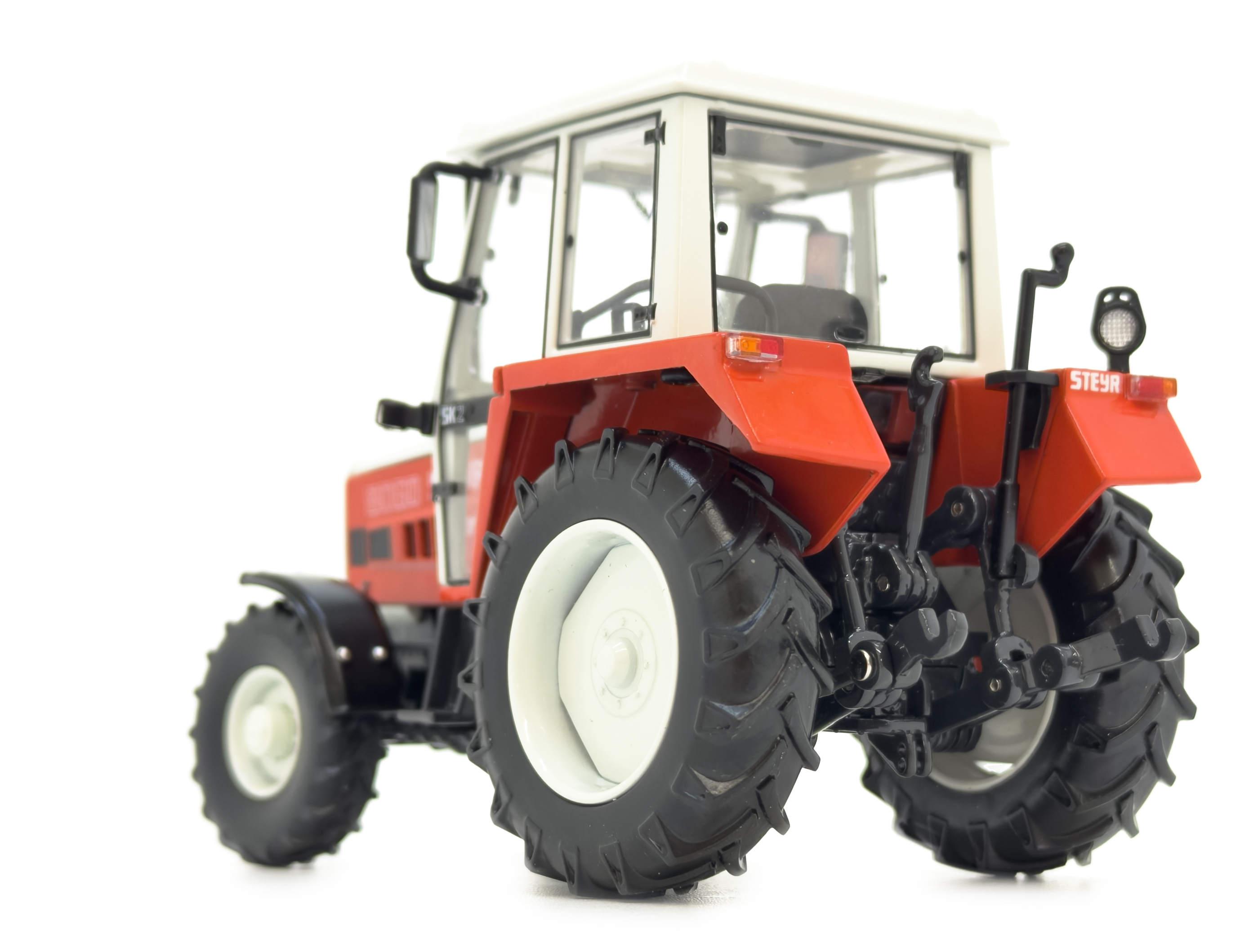 Steyr 8060 SK2 4WD Modell von MarGe Models 1:32