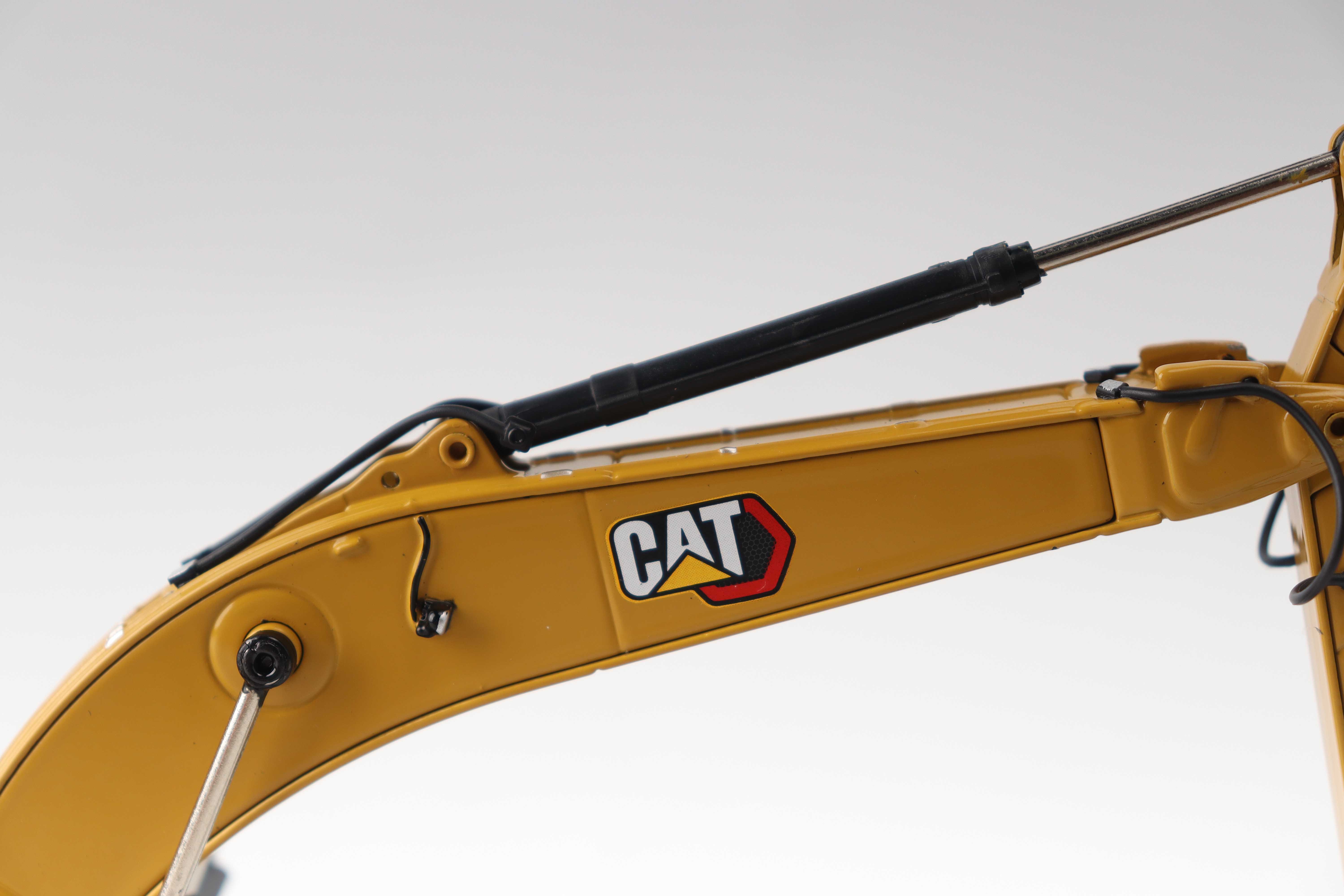 Cat 352 Raupenbagger Modell von DieCast Masters 1:50