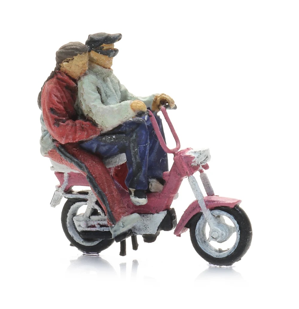 Gilera Citta Moped mit Figuren Modell von Artitec 1:87