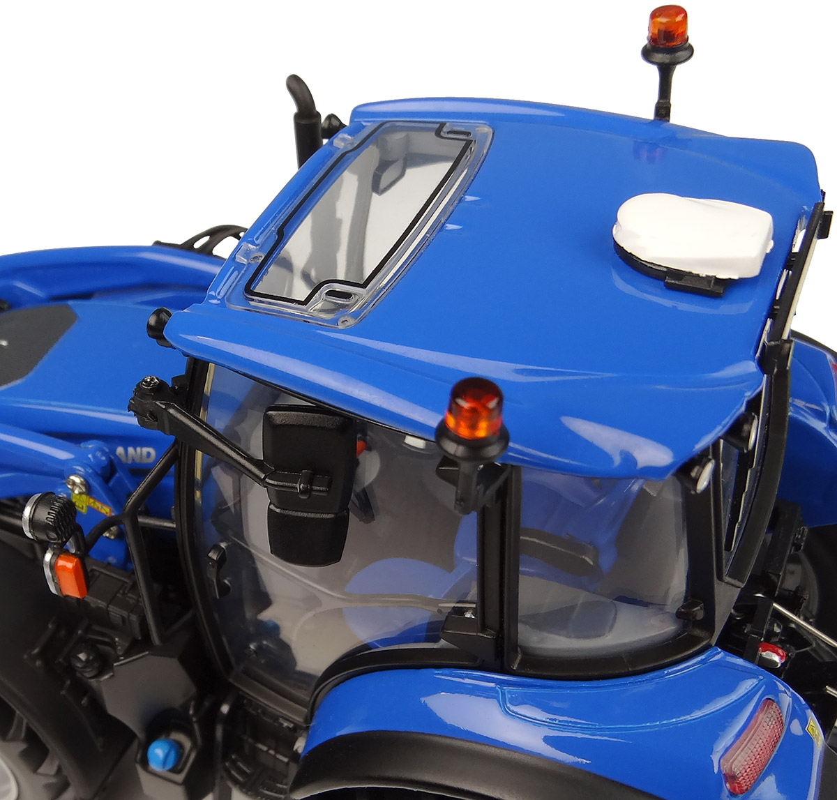 New Holland T5.120 mit 655LU Frontlader (2025) Modell von Universal Hobbies 1:32