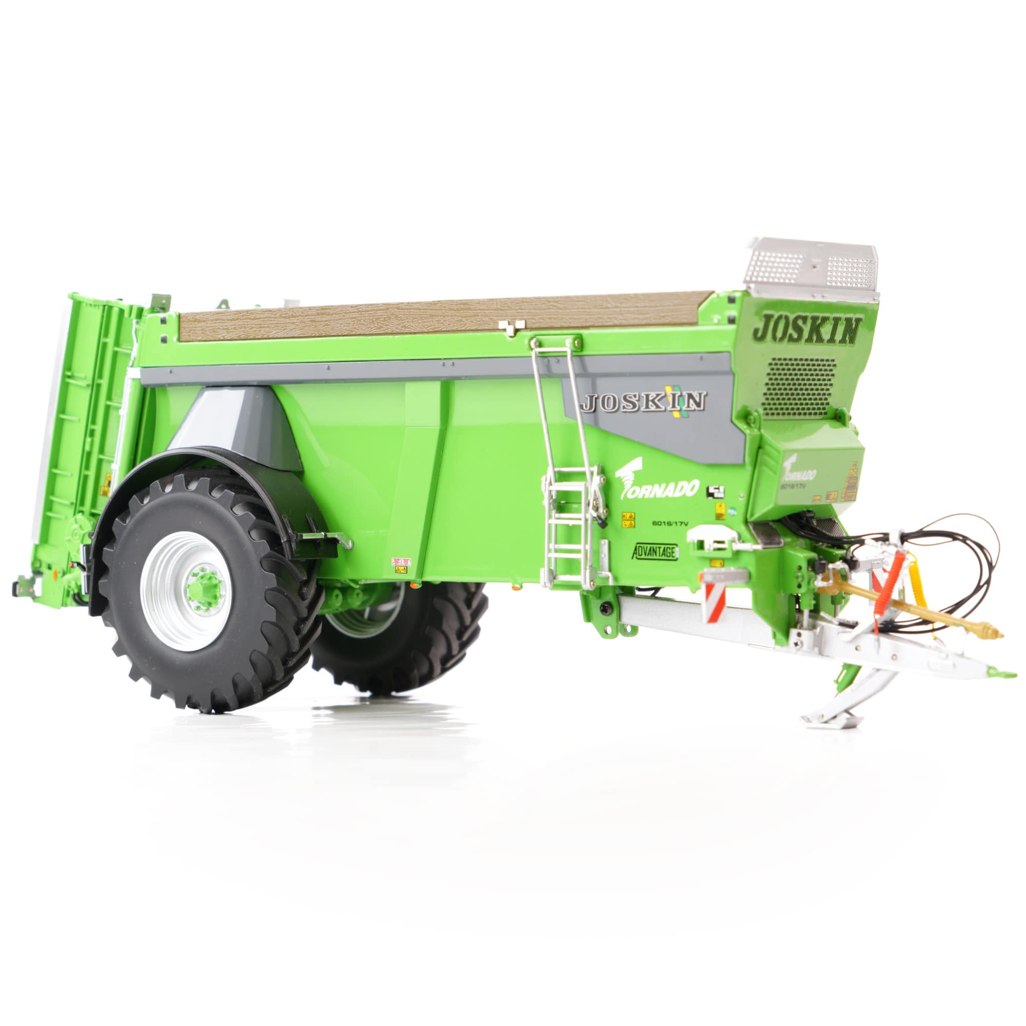 Joskin Tornado 6016/17V Modell von Universal Hobbies 1:32