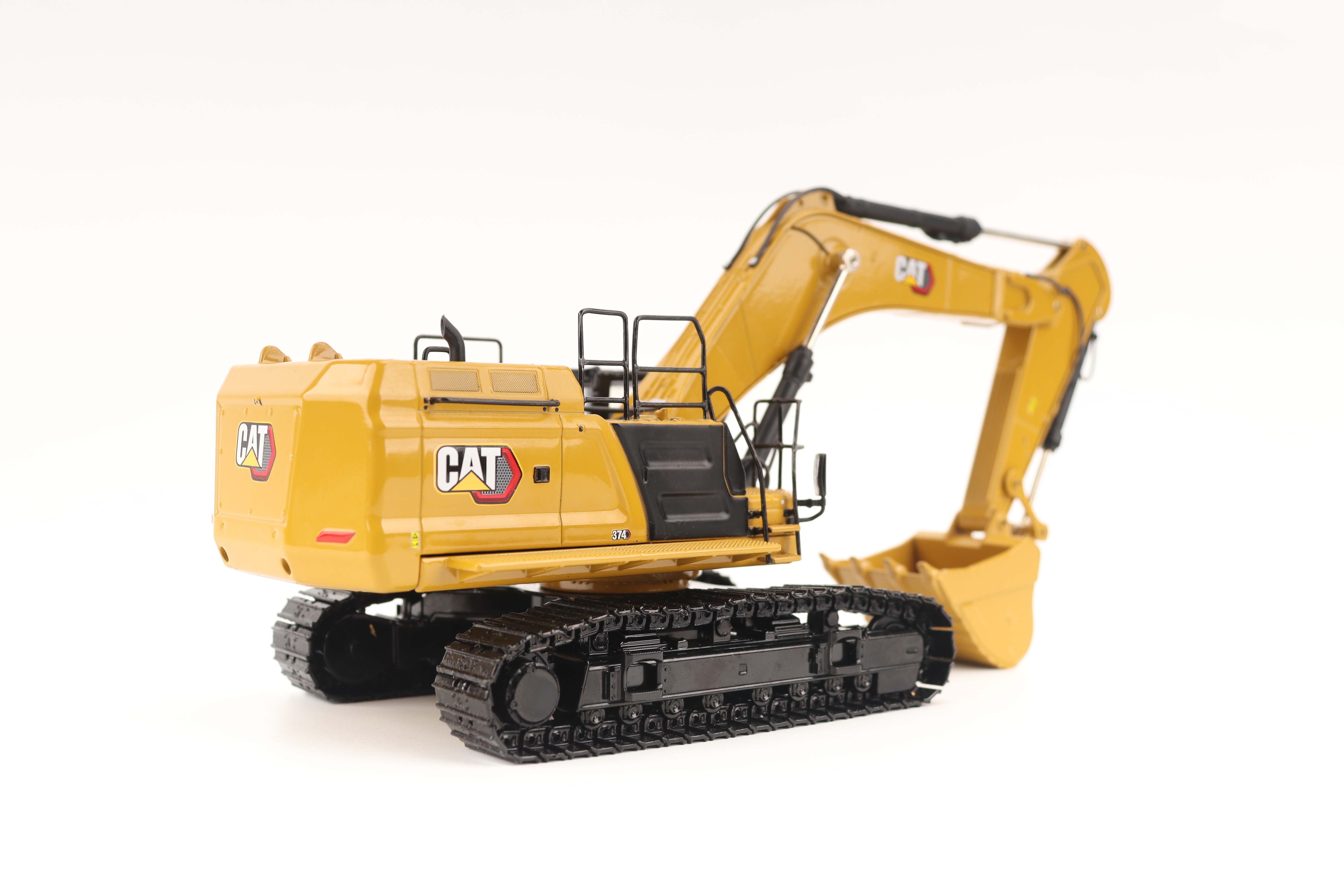 Cat 374 Raupenbagger Modell von DieCast Masters 1:50