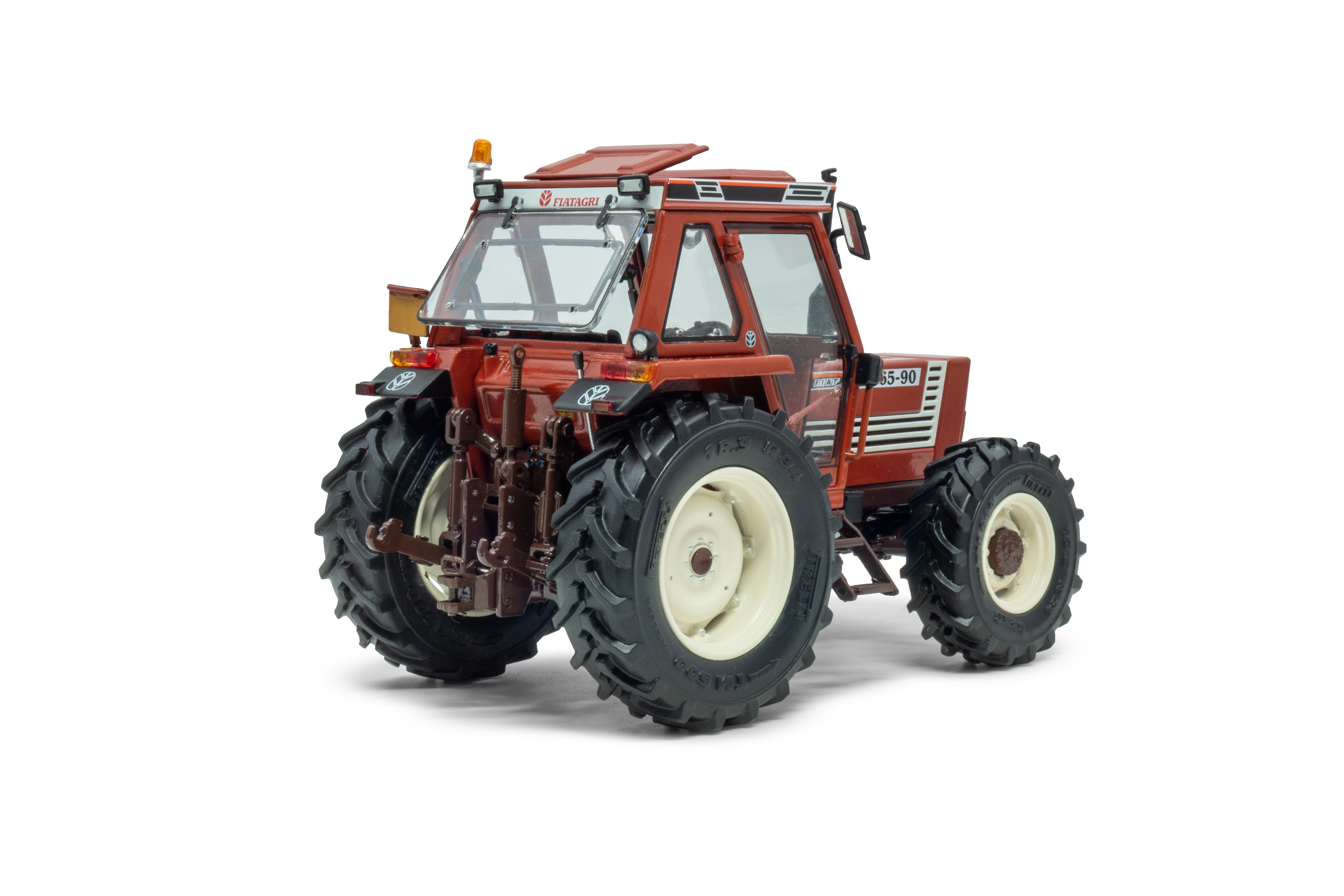 Fiat 65-90 supercomfort cab 4wd Modell von Ros 1:32