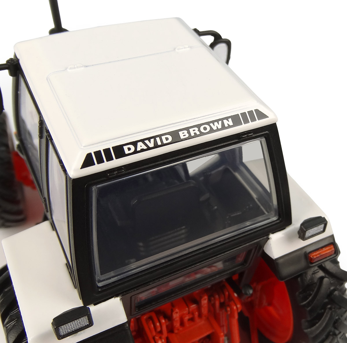 David Brown 1690 4WD Modell von Universal Hobbies 1:32